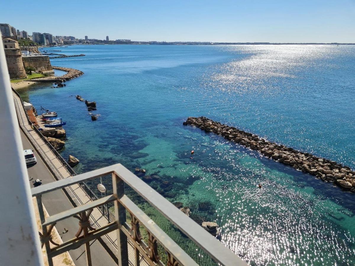 Baja Delle Sirene Bed & Breakfast Taranto Dış mekan fotoğraf