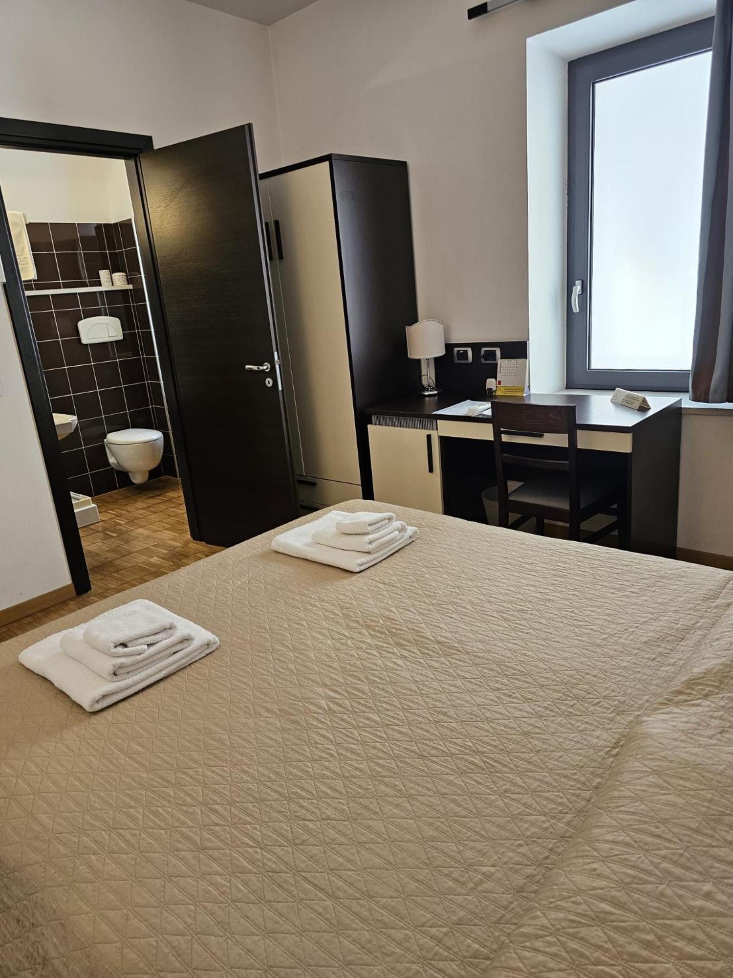 Baja Delle Sirene Bed & Breakfast Taranto Dış mekan fotoğraf