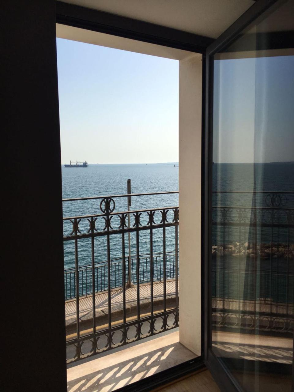 Baja Delle Sirene Bed & Breakfast Taranto Dış mekan fotoğraf